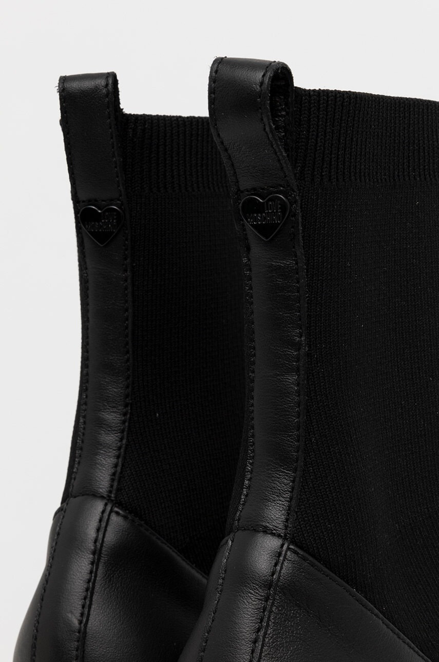 Love Moschino Боти - Pepit.bg