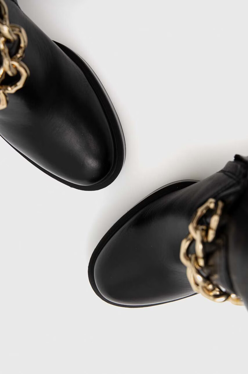 Love Moschino Ботуши в черно с висок ток - Pepit.bg