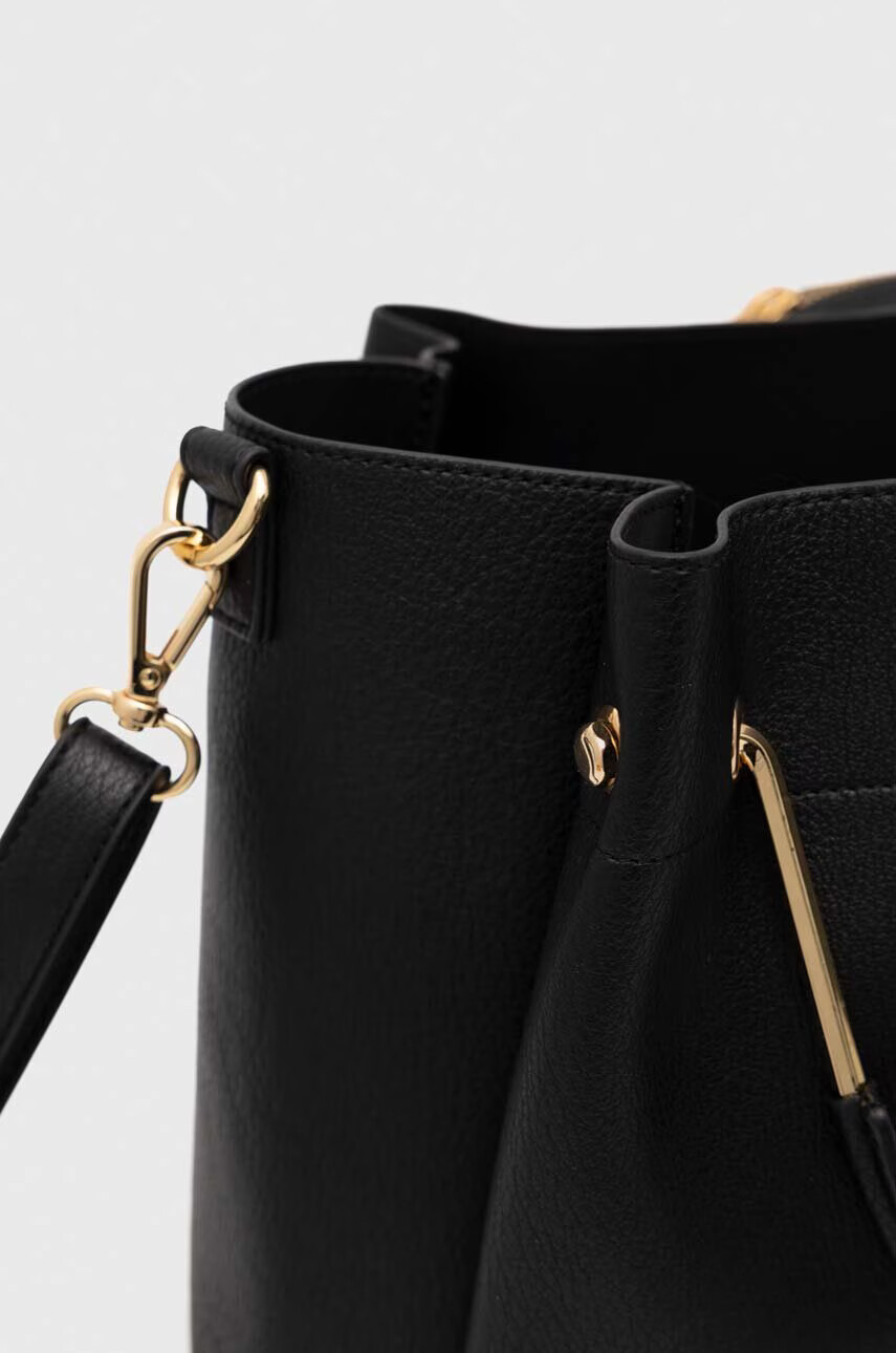 Love Moschino Чанта в черно - Pepit.bg
