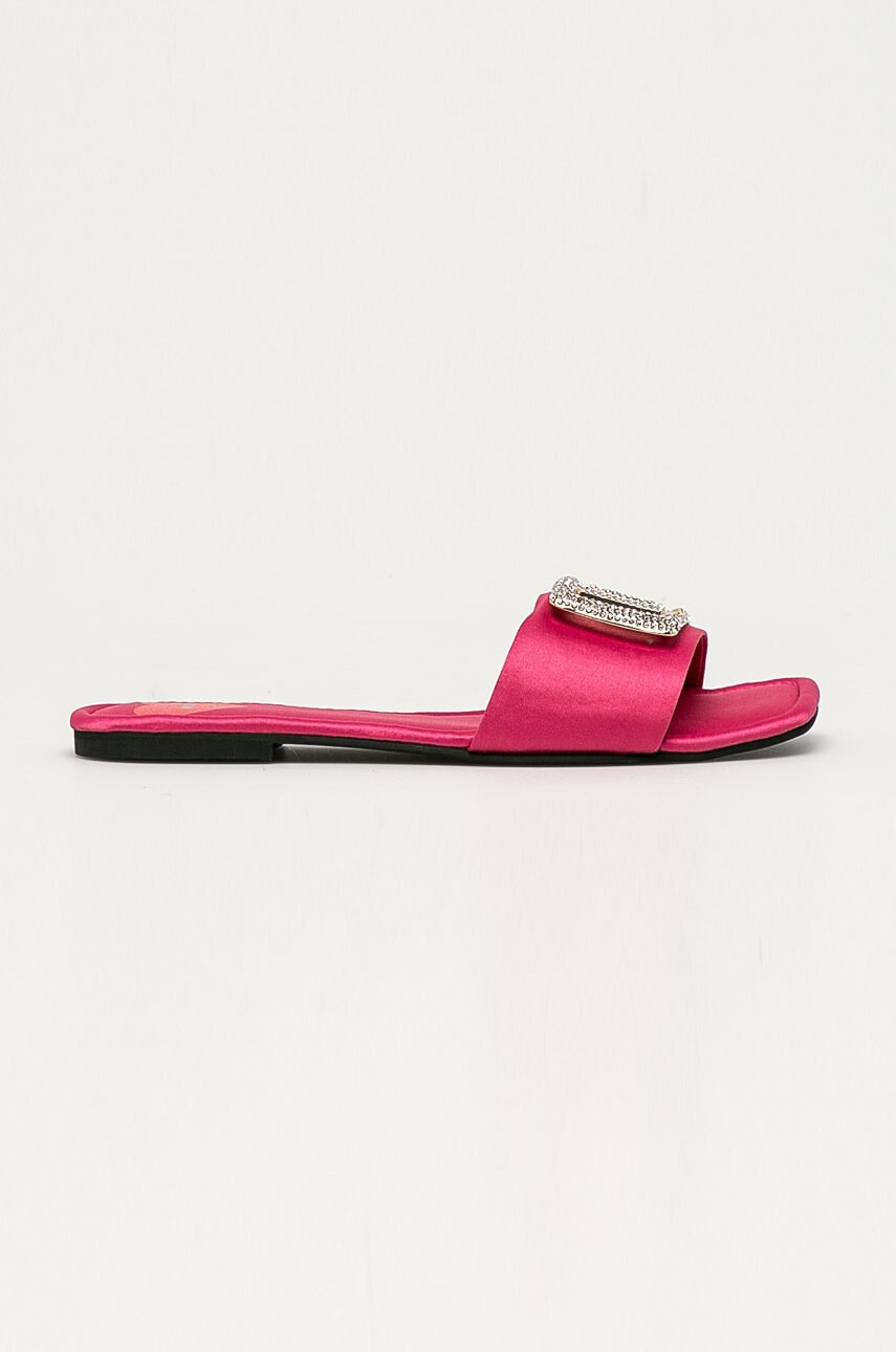 Love Moschino Чехли - Pepit.bg