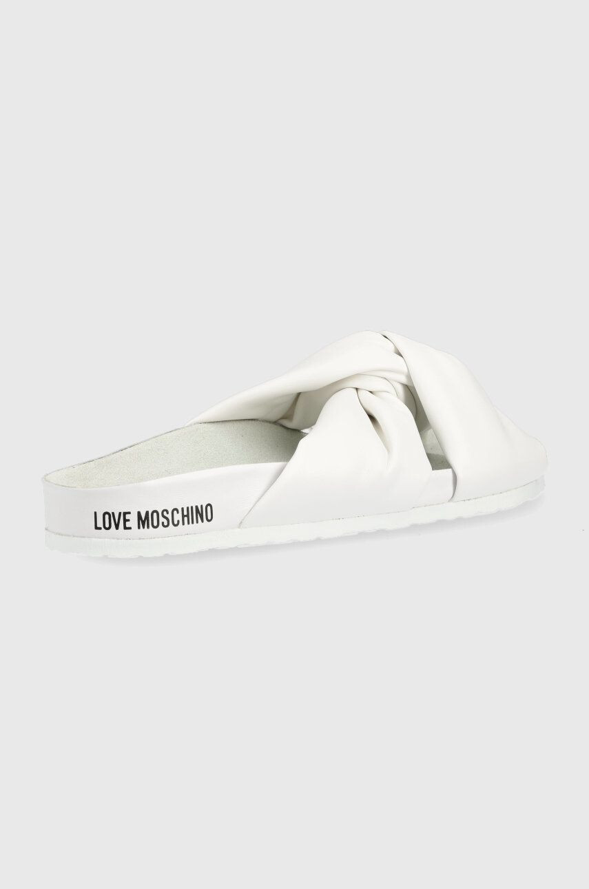 Love Moschino Чехли - Pepit.bg