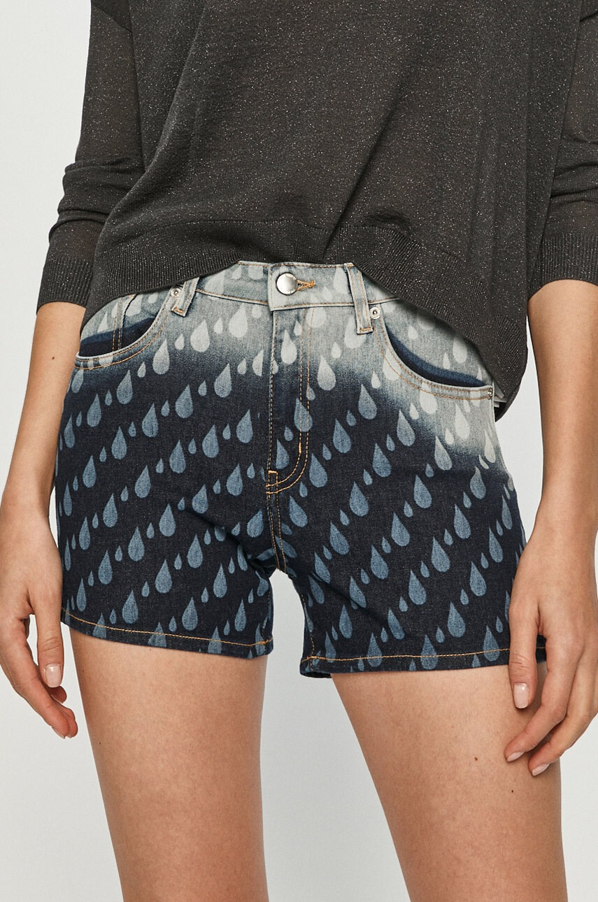 Love Moschino Дънкови къси панталони - Pepit.bg