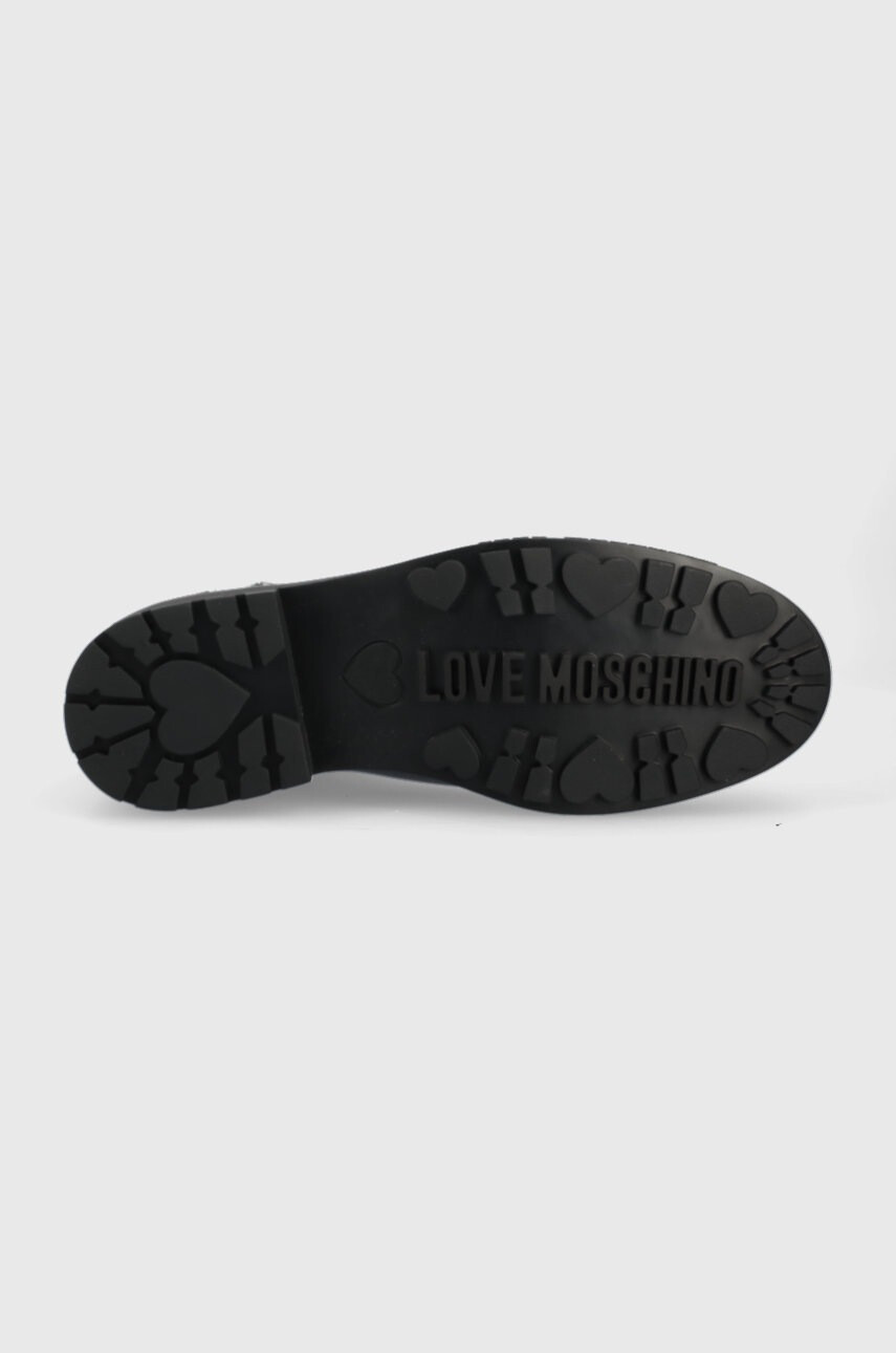 Love Moschino Кожени боти челси в черно с равна подметка - Pepit.bg