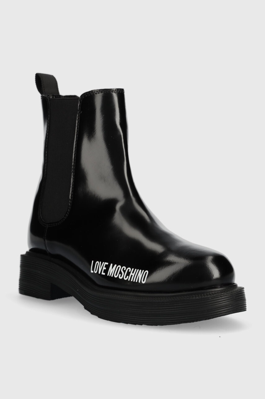 Love Moschino Кожени боти челси в черно с платформа - Pepit.bg