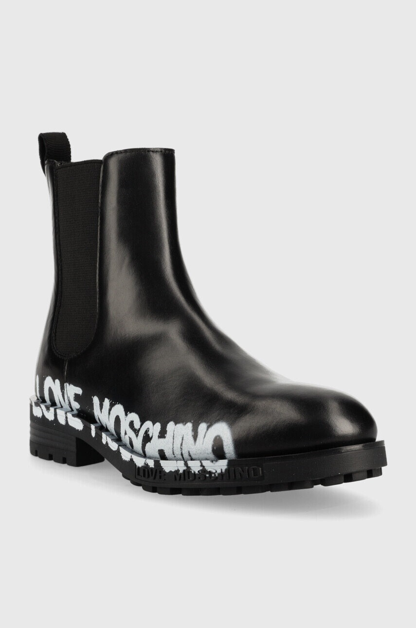 Love Moschino Кожени боти челси в черно с равна подметка - Pepit.bg