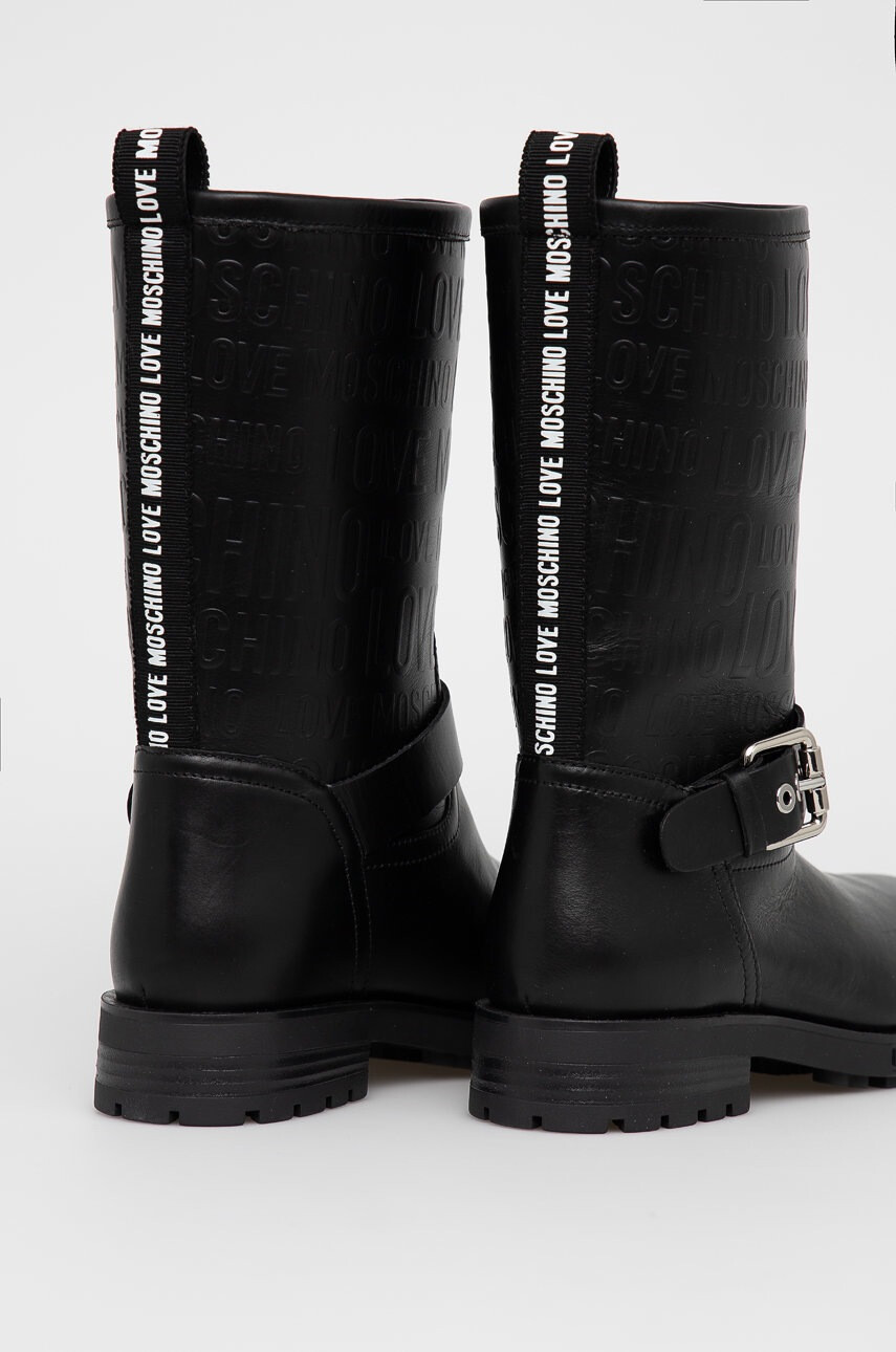 Love Moschino Кожени ботуши дамски в черно с равна подметка - Pepit.bg