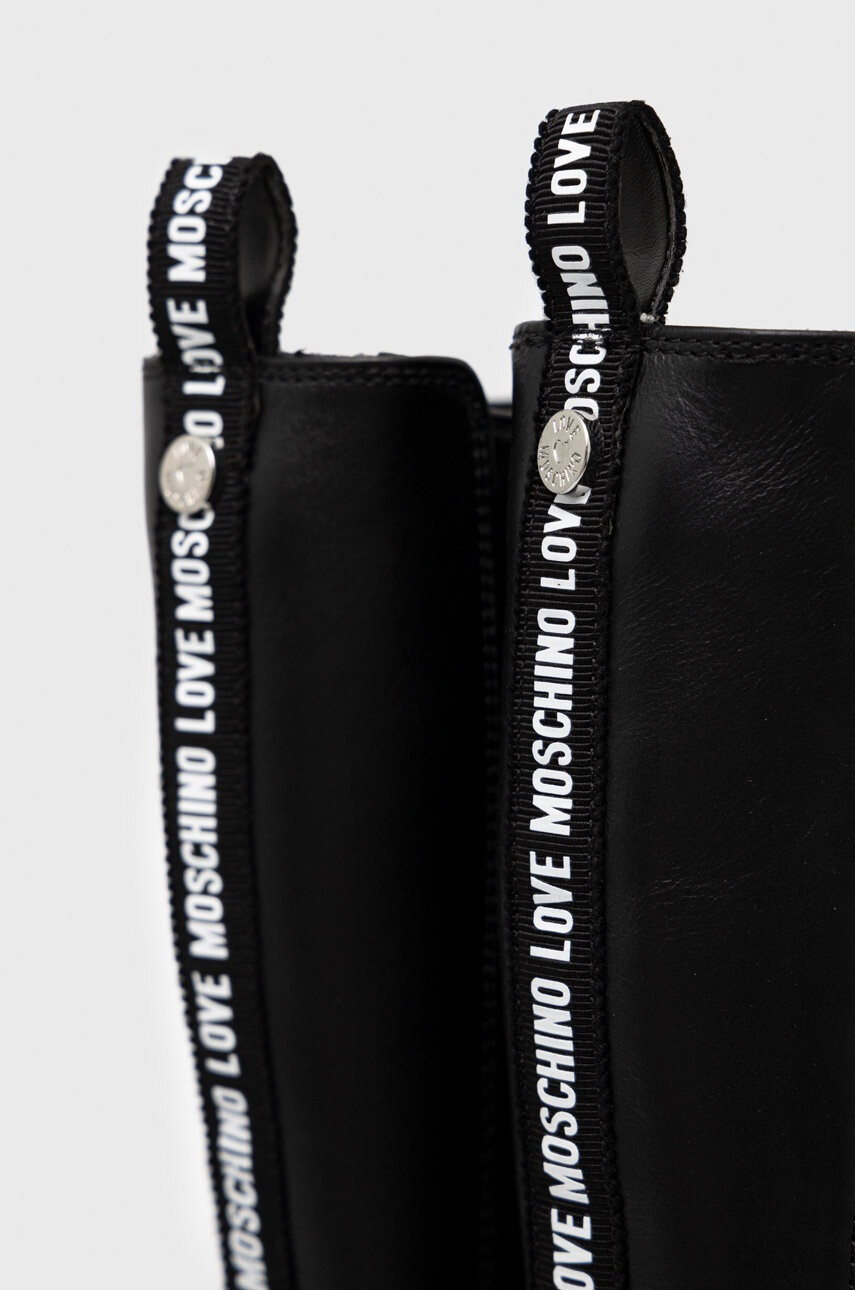 Love Moschino Кожени ботуши в черно с платформа - Pepit.bg