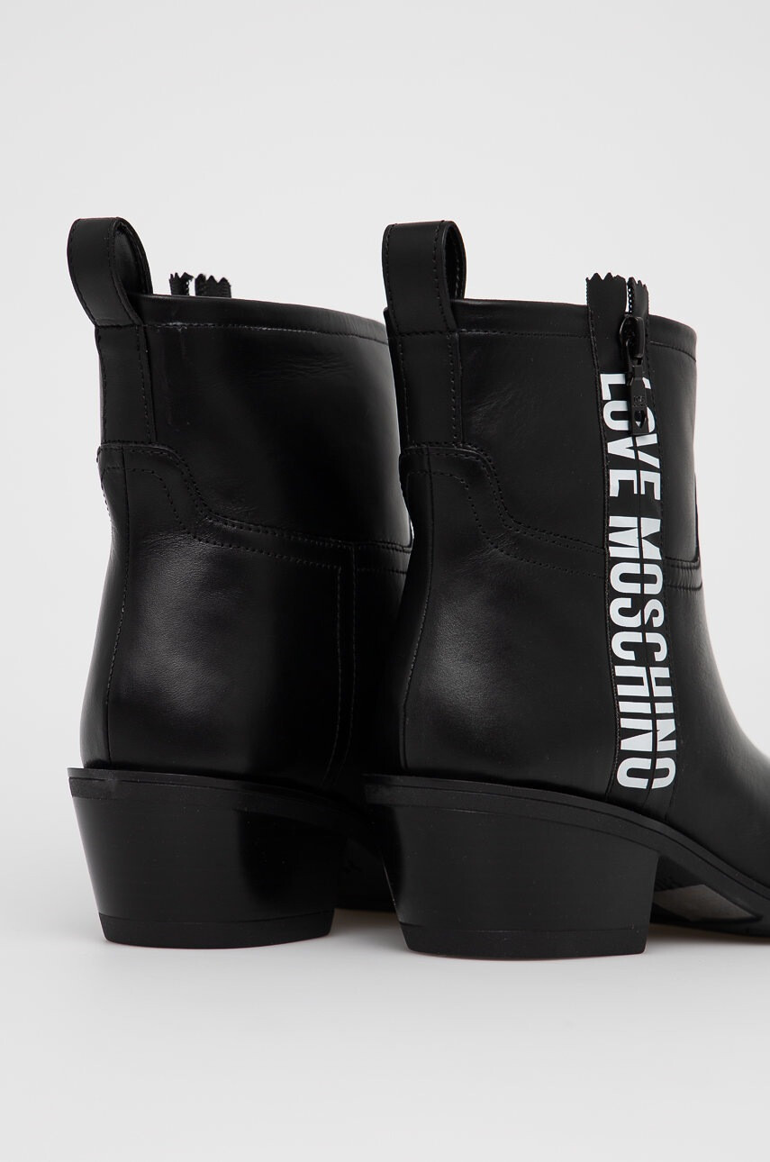 Love Moschino Кожени каубойски ботуши - Pepit.bg