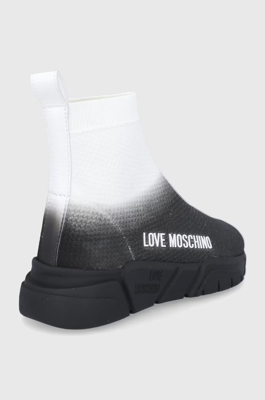Love Moschino Обувки в черно - Pepit.bg