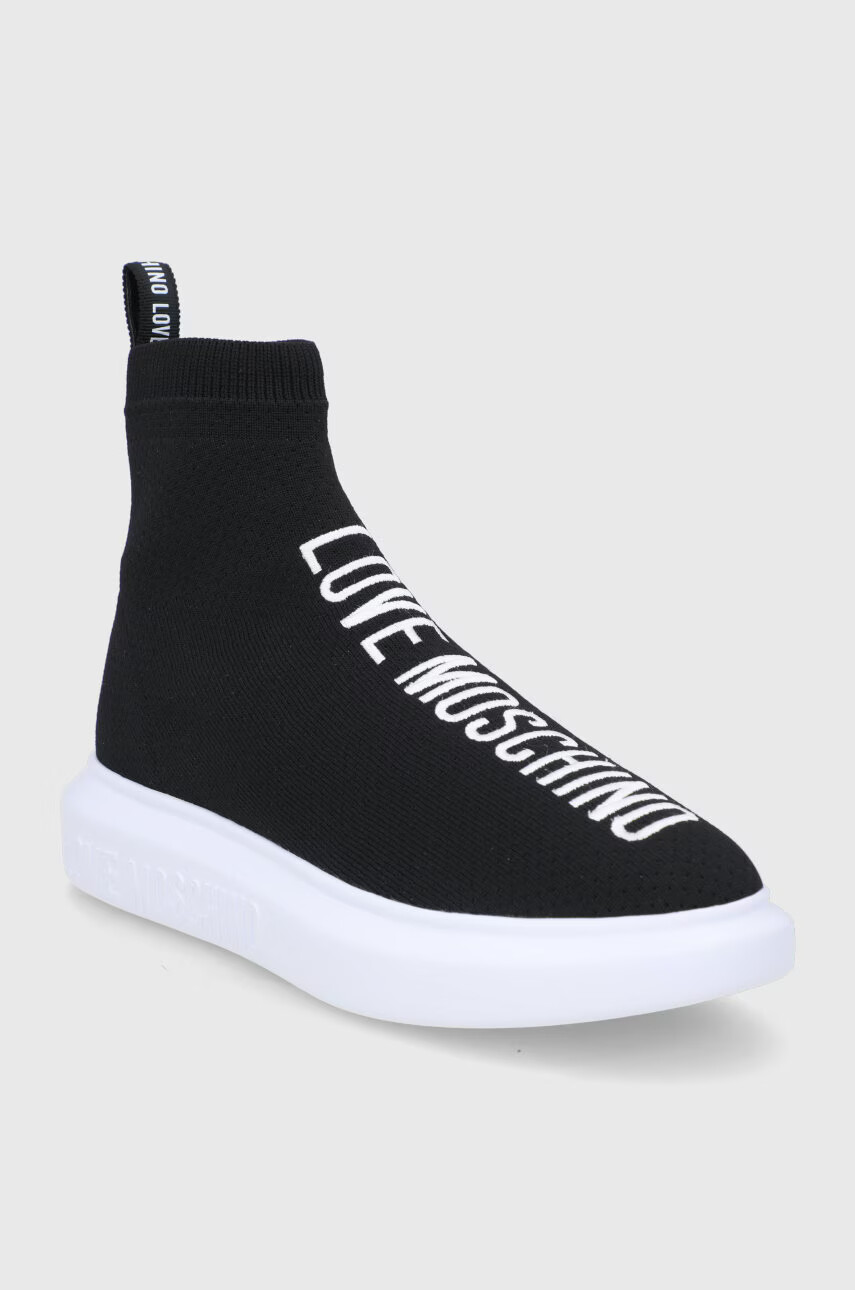 Love Moschino Обувки в черно с платформа - Pepit.bg