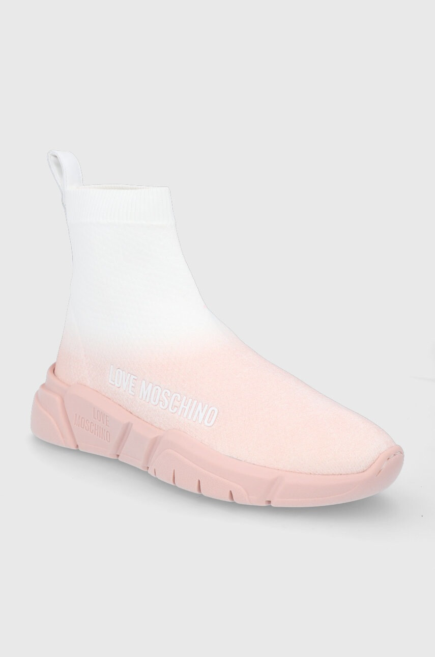 Love Moschino Обувки в розово - Pepit.bg
