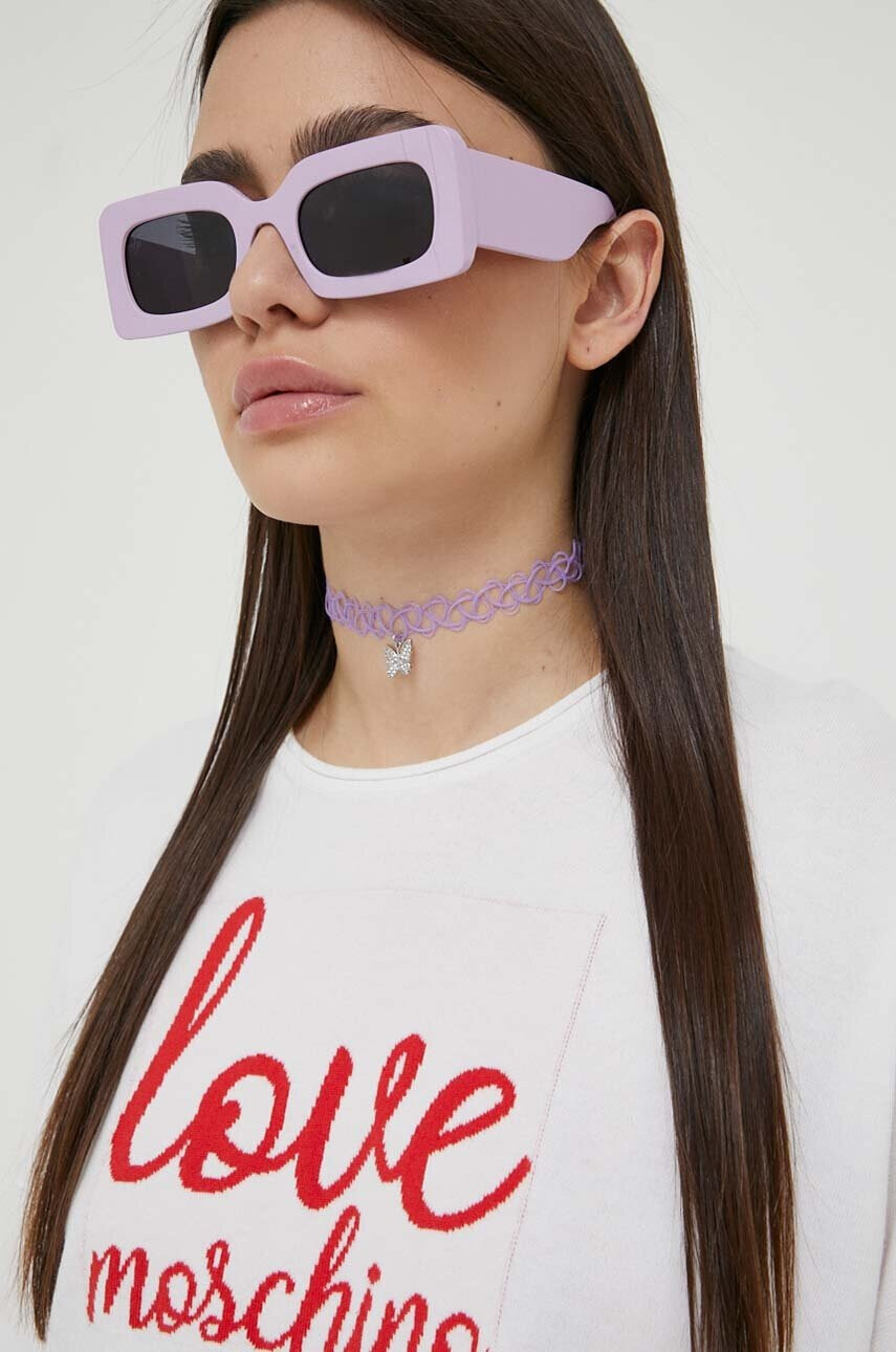 Love Moschino Памучна тениска в бяло - Pepit.bg