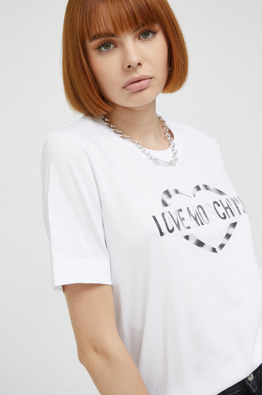 Love Moschino Памучна тениска в бяло - Pepit.bg