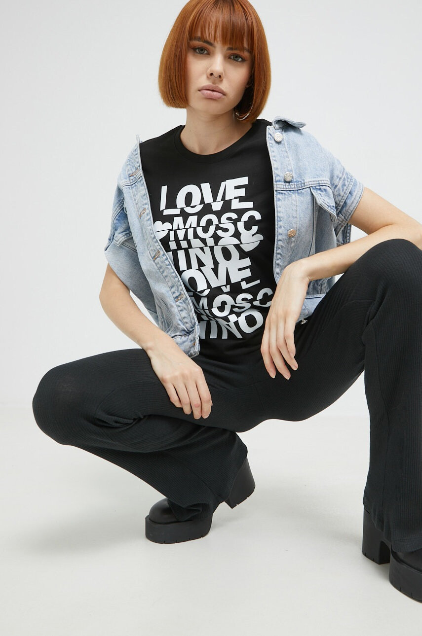 Love Moschino Памучна тениска в черно - Pepit.bg