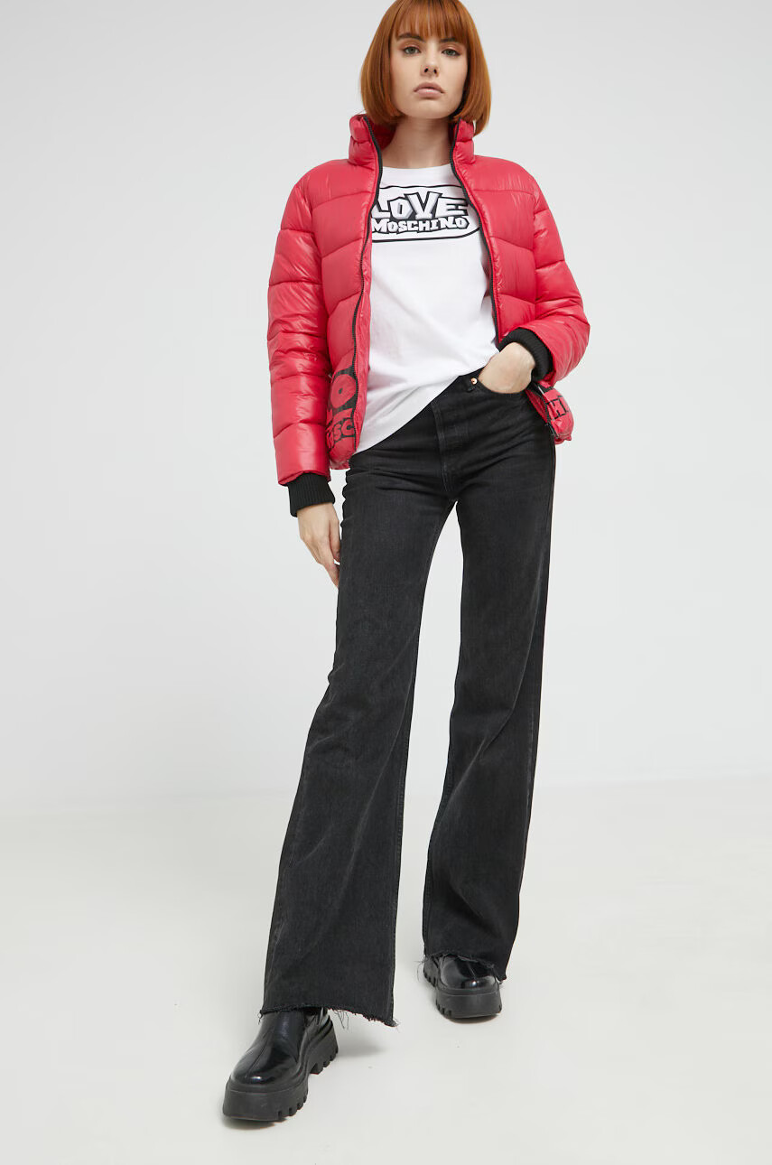 Love Moschino Памучна тениска в бяло - Pepit.bg