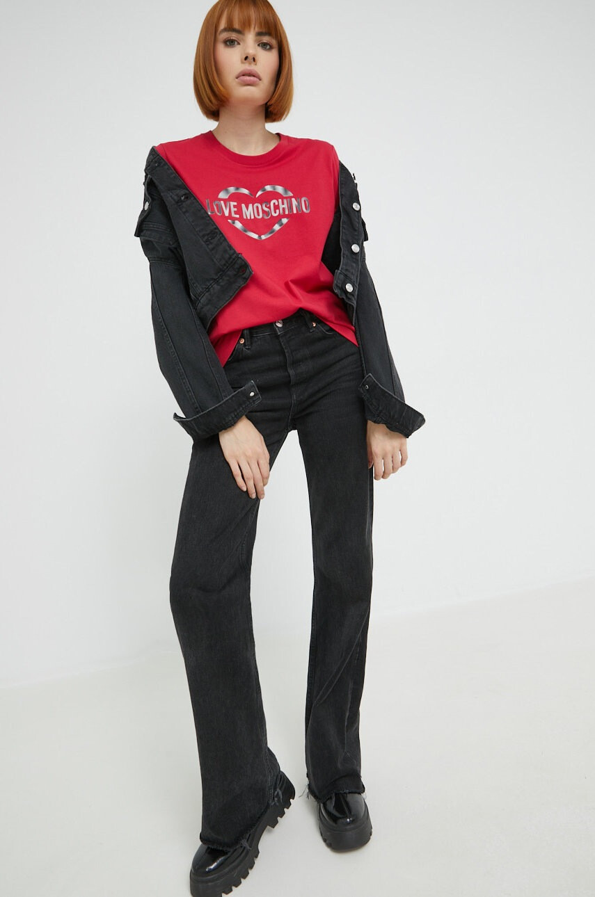 Love Moschino Памучна тениска в бяло - Pepit.bg
