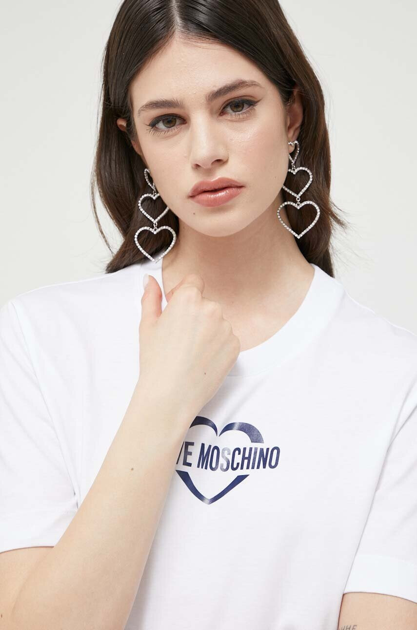 Love Moschino Памучна тениска в бяло - Pepit.bg