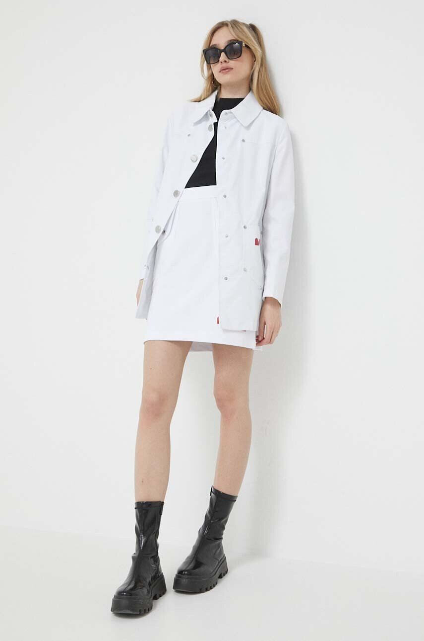 Love Moschino Пола в бяло къс модел разкроен модел - Pepit.bg
