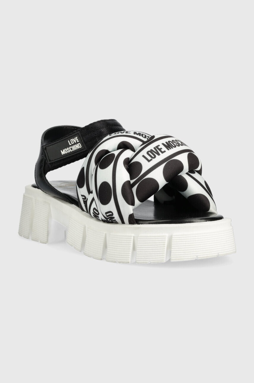 Love Moschino Сандали в черно с платформа JA16256G0GIW010A - Pepit.bg
