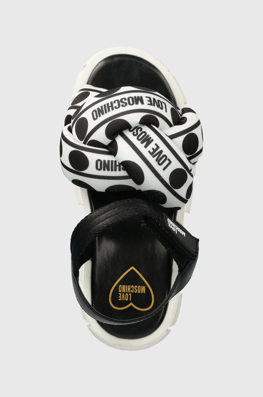Love Moschino Сандали в черно с платформа JA16256G0GIW010A - Pepit.bg