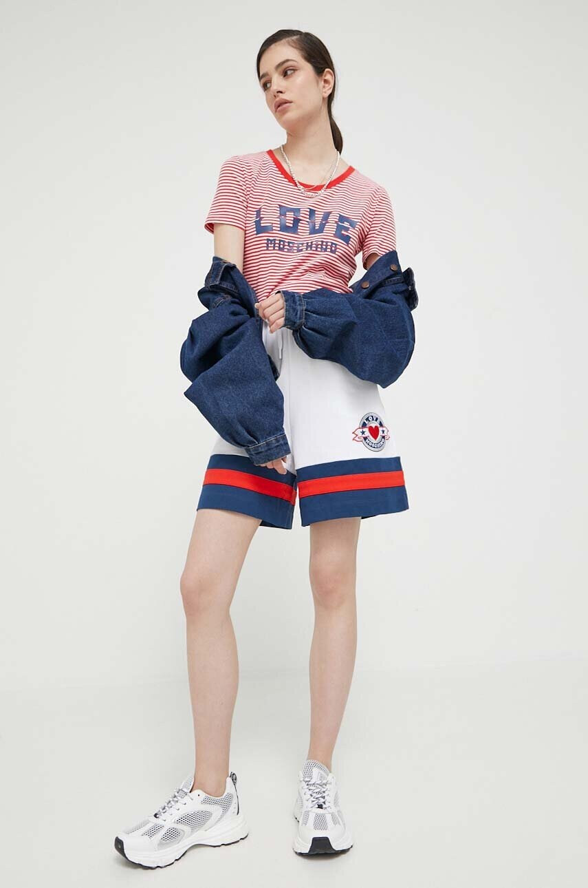 Love Moschino Тениска в червено - Pepit.bg