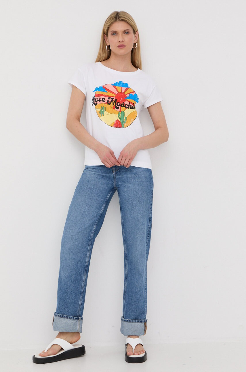 Love Moschino Тениска в бяло - Pepit.bg
