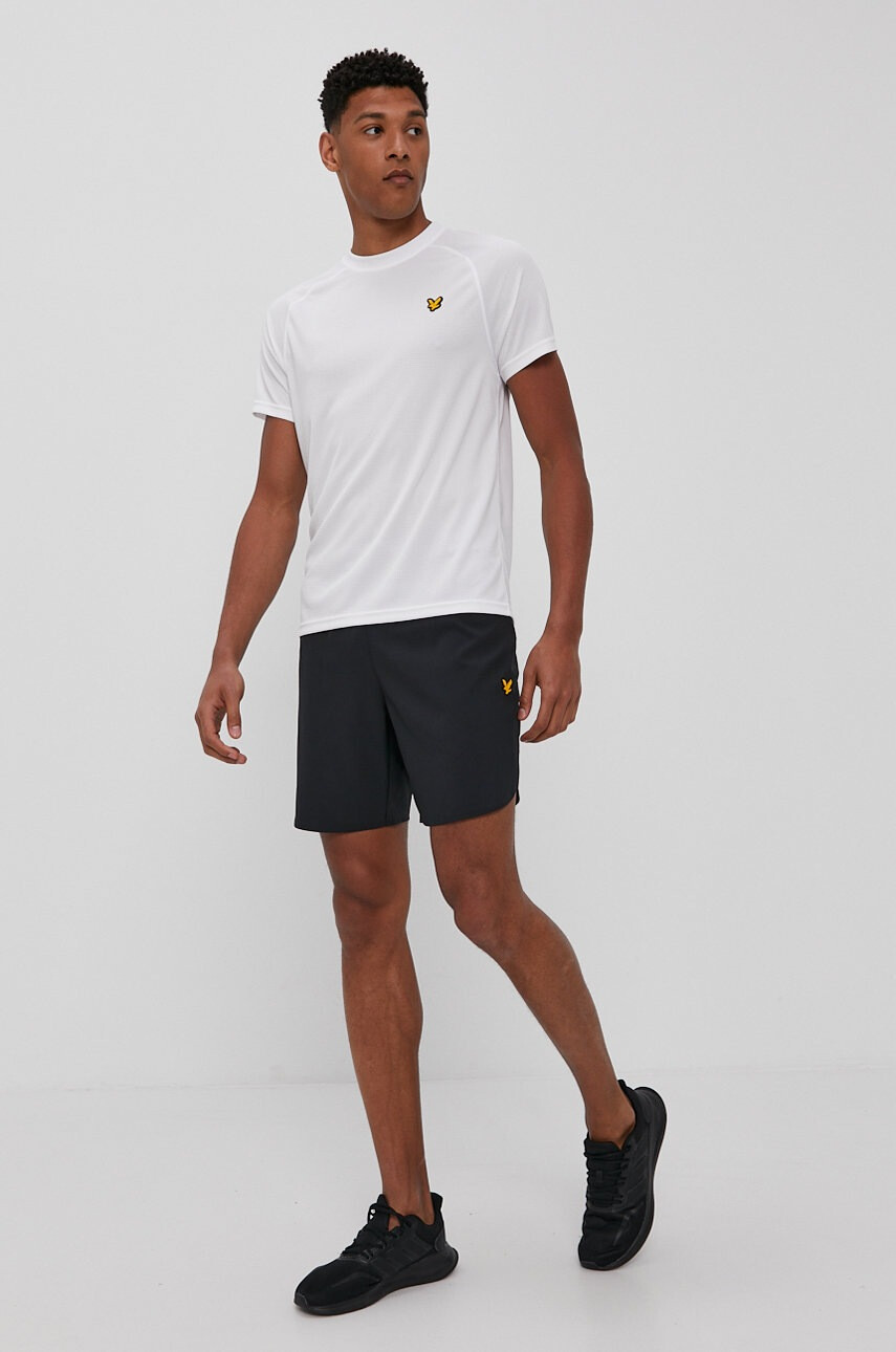 Lyle & Scott Къс панталон мъжки в черно - Pepit.bg