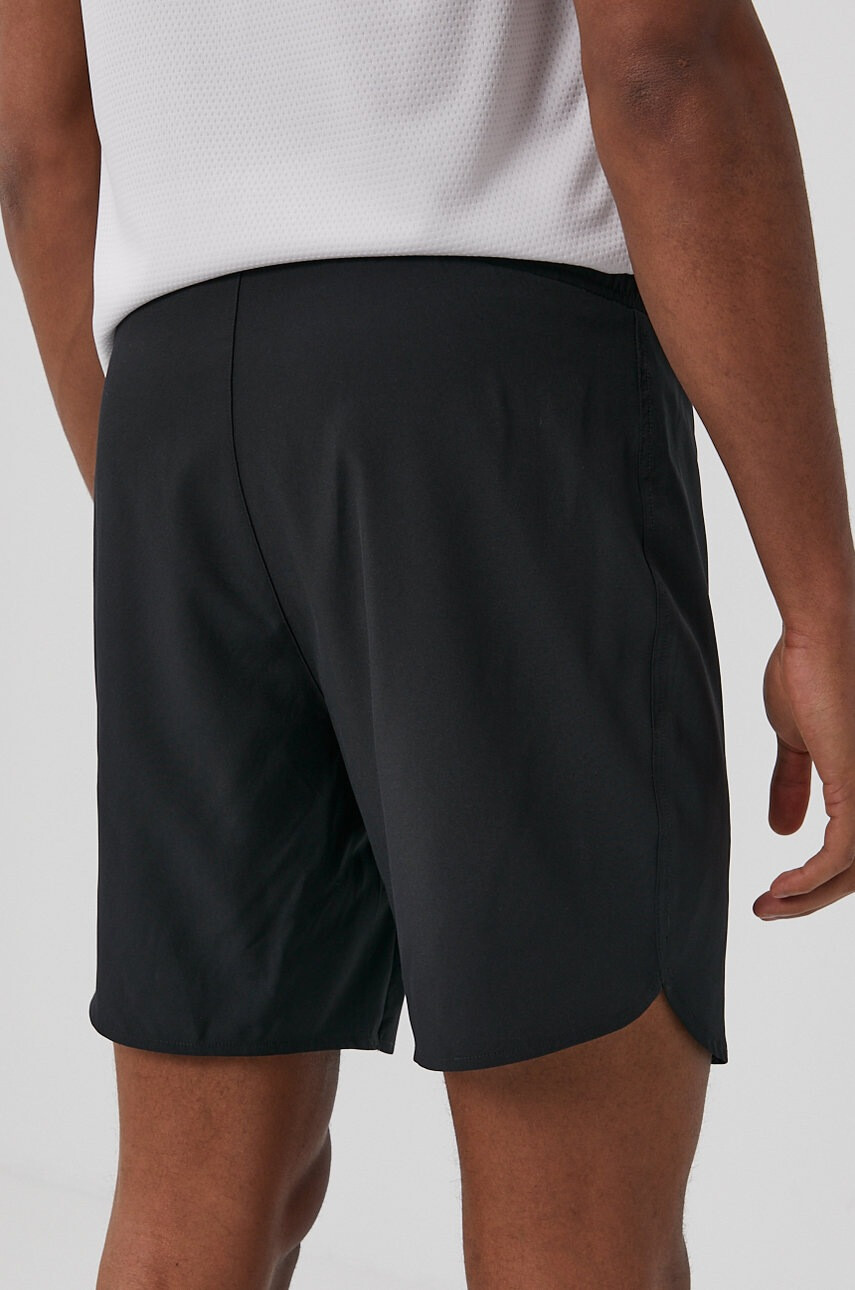 Lyle & Scott Къс панталон мъжки в черно - Pepit.bg