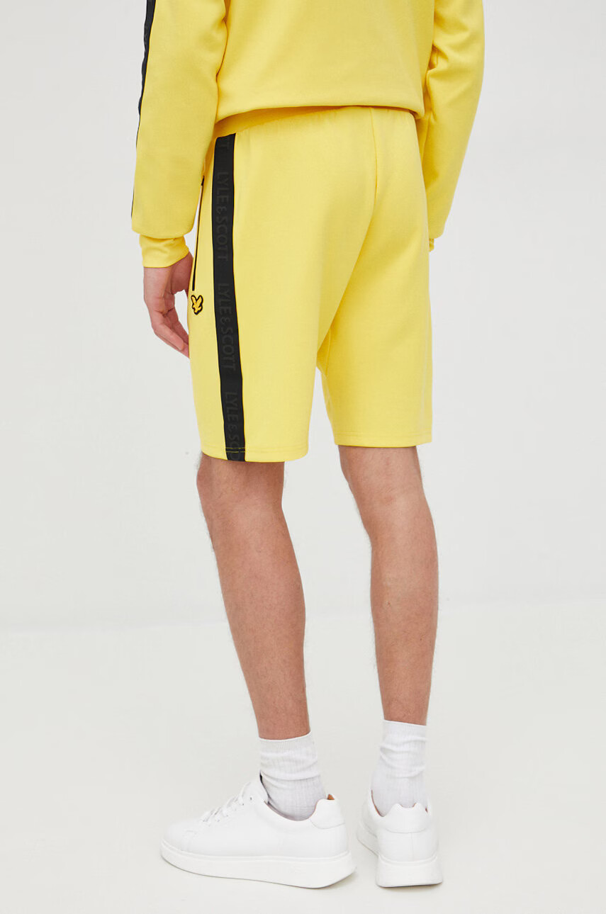 Lyle & Scott Къси панталони мъжко в жълто - Pepit.bg