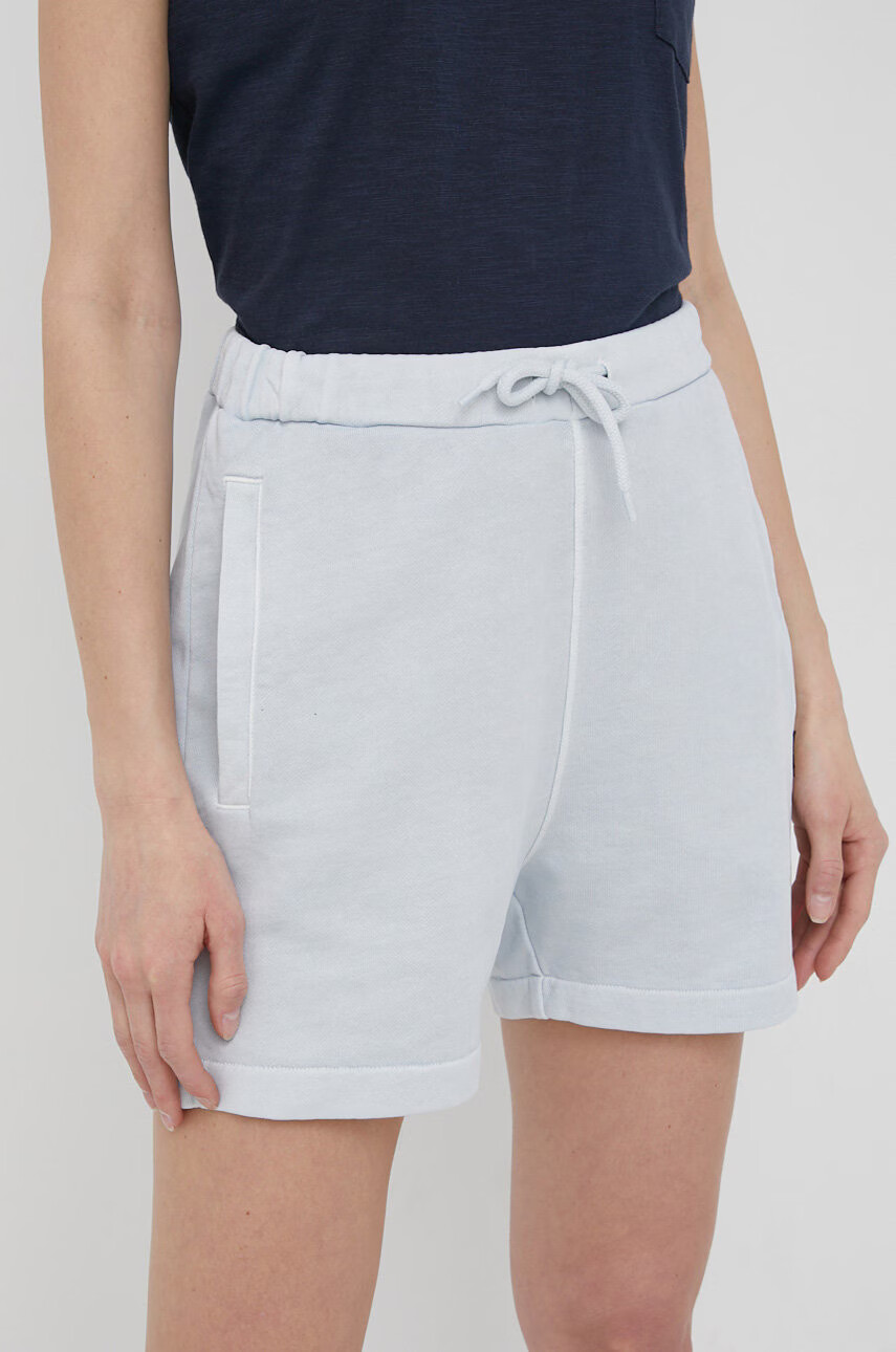 Lyle & Scott Памучен къс панталон в бежово - Pepit.bg