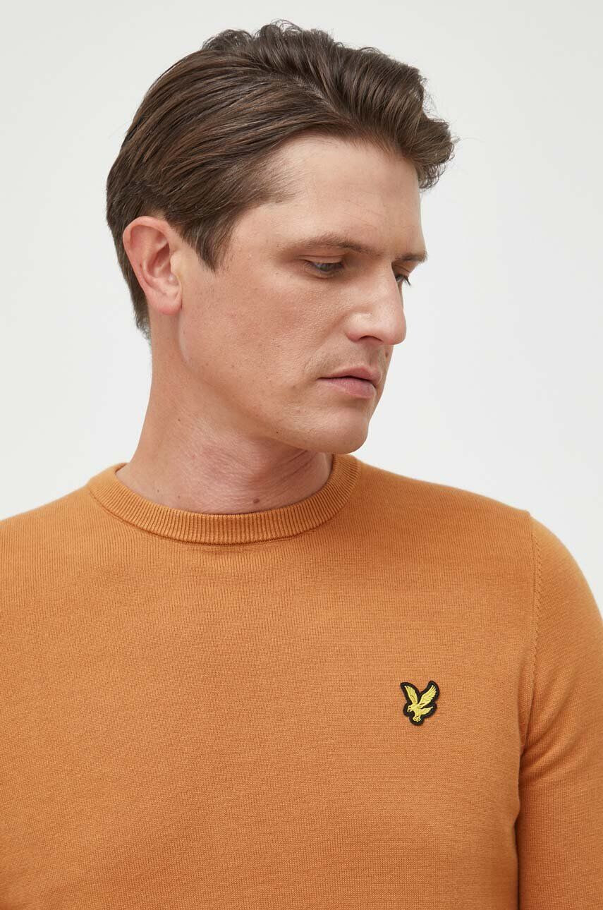 Lyle & Scott Памучен пуловер в кафяво от лека материя - Pepit.bg