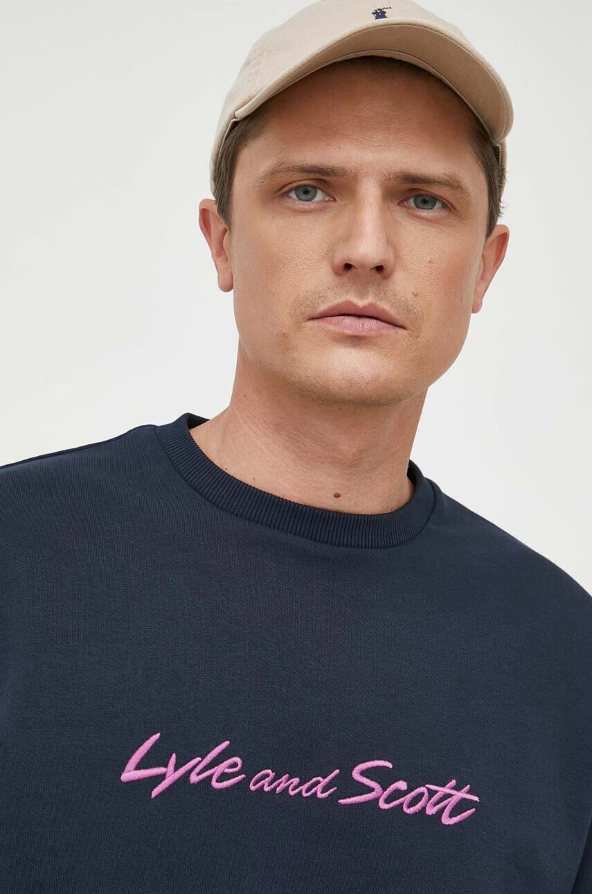 Lyle & Scott Памучен суичър в тъмносиньо с апликация - Pepit.bg