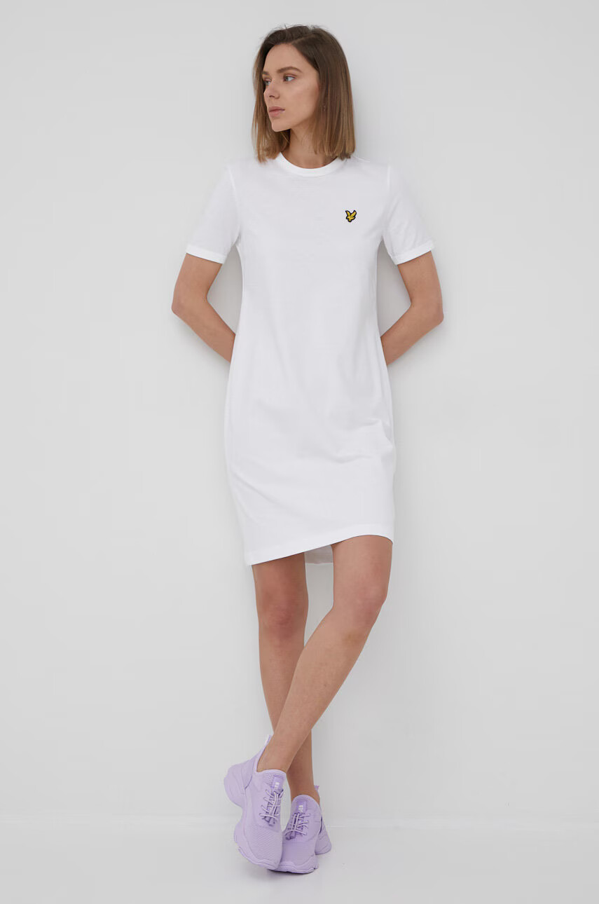 Lyle & Scott Памучна рокля в бяло къс модел със стандартна кройка - Pepit.bg