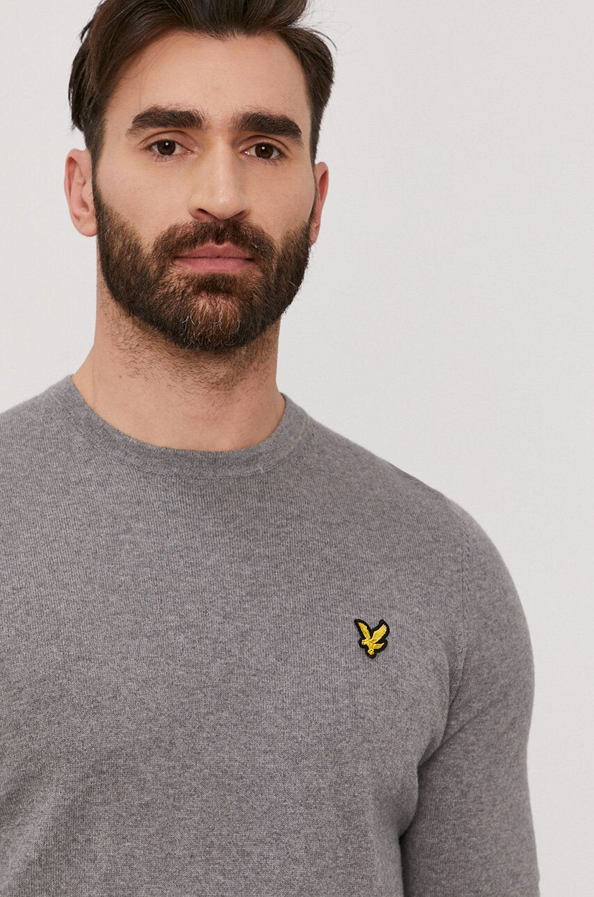 Lyle & Scott Пуловер мъжки в сиво от лека материя - Pepit.bg