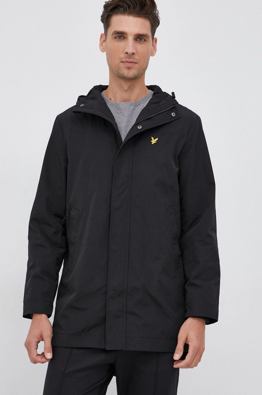 Lyle & Scott Яке в черно с преходна изолация - Pepit.bg