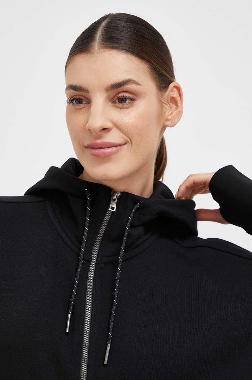 Mammut Суичър ML Hooded в черно с качулка с изчистен дизайн - Pepit.bg