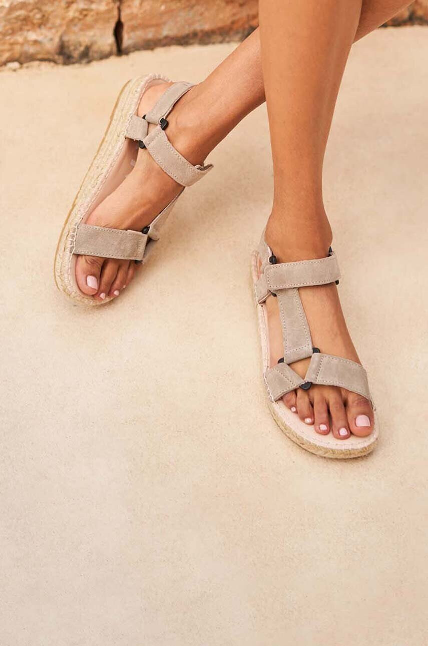 Manebi Велурени сандали Hiking Sandals в кафяво W 1.9 JH - Pepit.bg