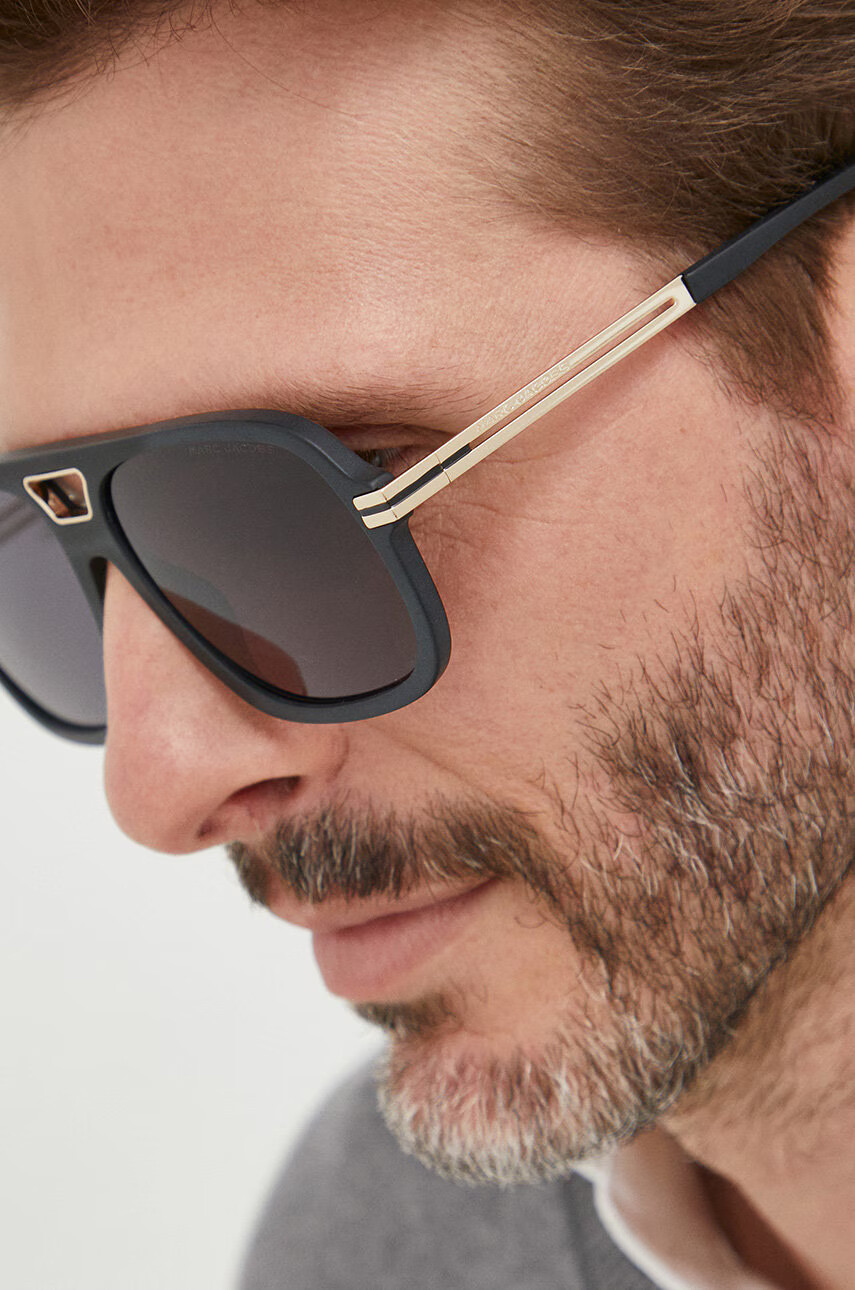 Marc Jacobs Слънчеви очила в черно - Pepit.bg