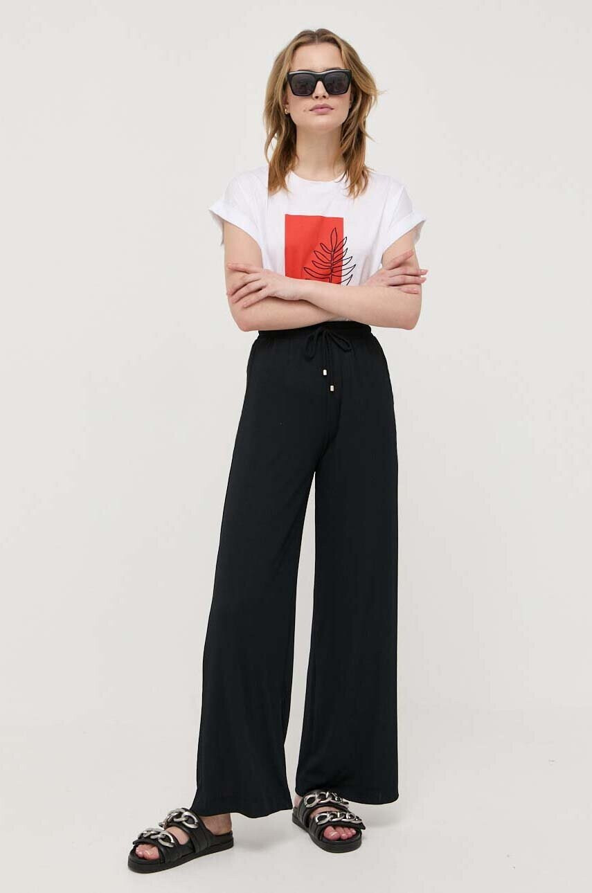 Max Mara Leisure Памучна тениска в бяло - Pepit.bg