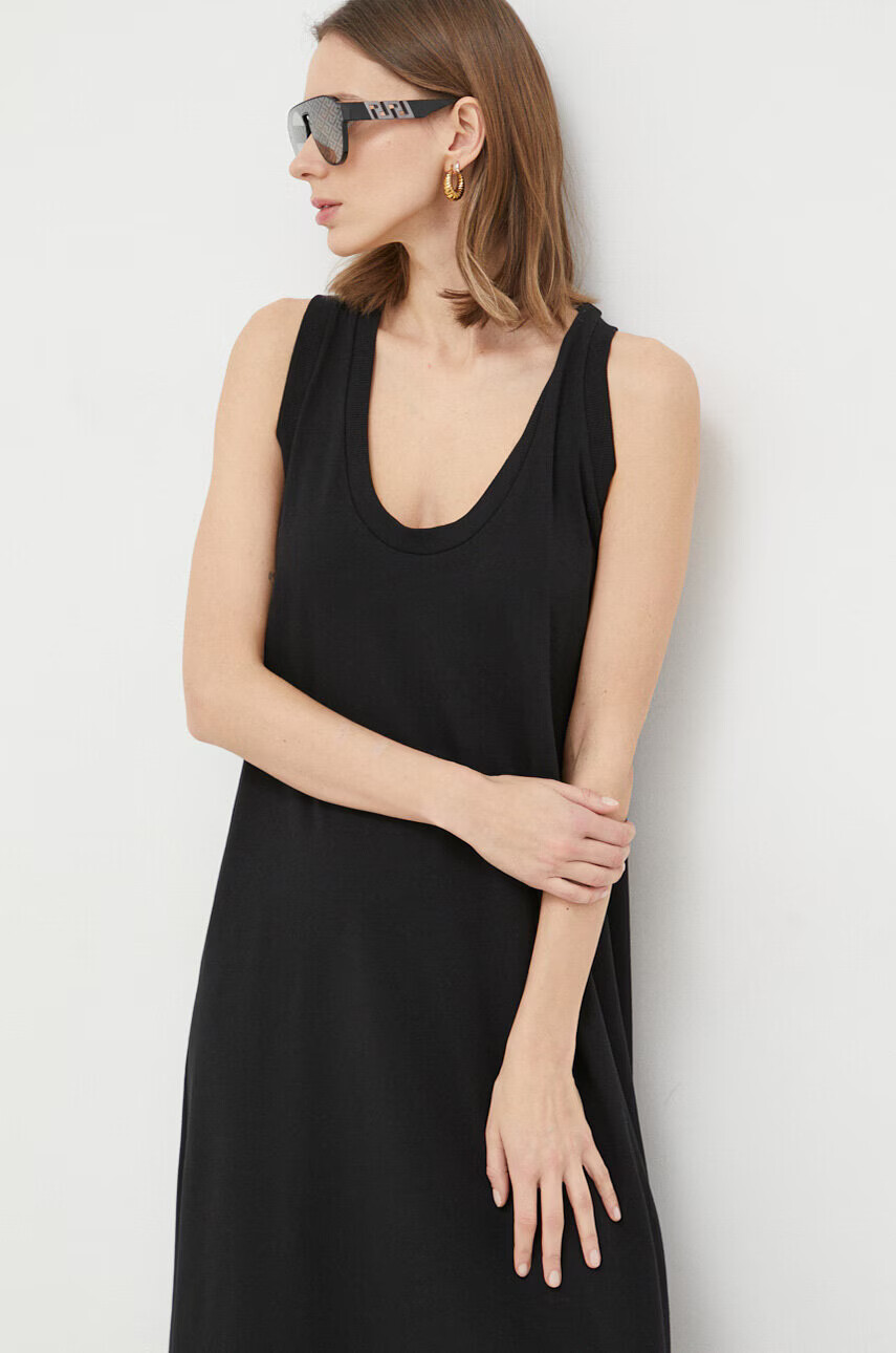 Max Mara Leisure Рокля в черно среднодълъг модел със стандартна кройка - Pepit.bg