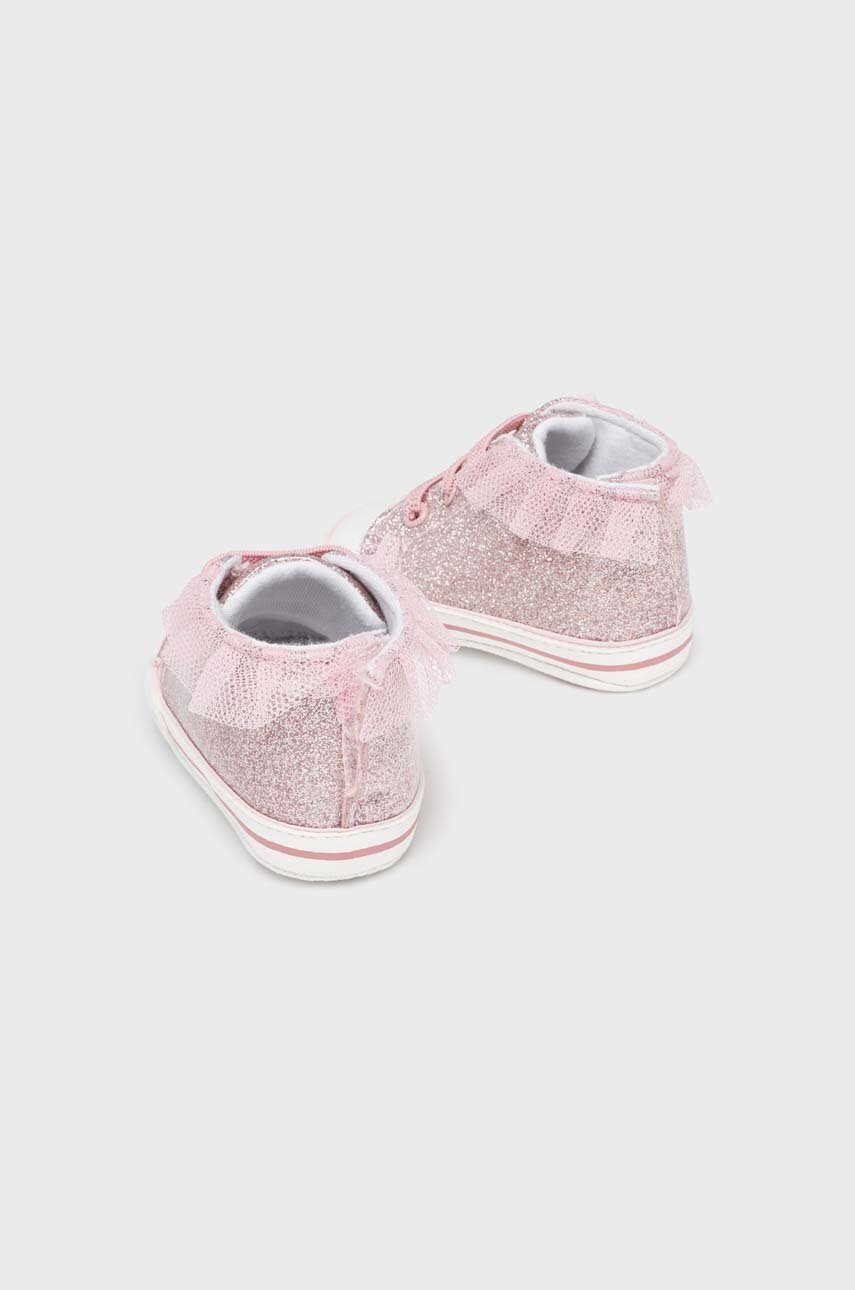 Mayoral Newborn Бебешки маратонки в розово - Pepit.bg