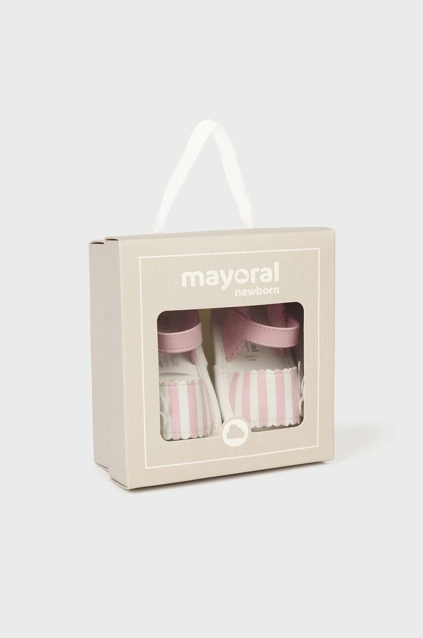 Mayoral Newborn Бебешки обувки в розово - Pepit.bg