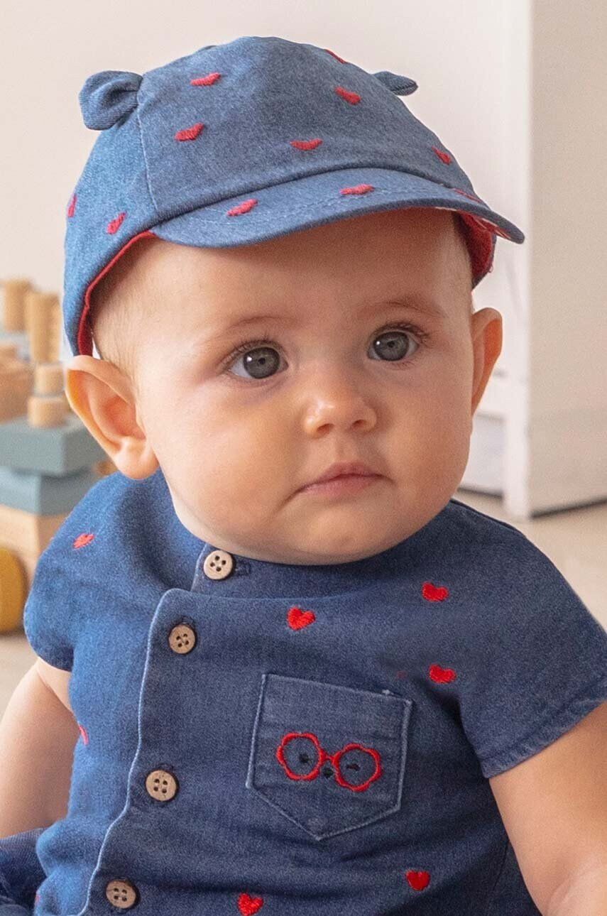 Mayoral Newborn Детска шапка в тъмносиньо с апликация - Pepit.bg