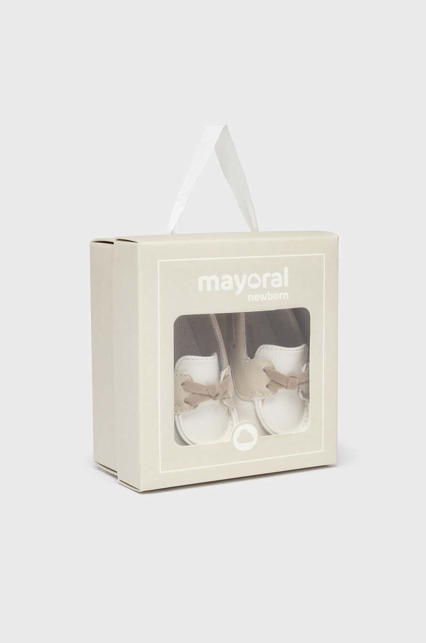 Mayoral Newborn Детски мокасини в бежово - Pepit.bg