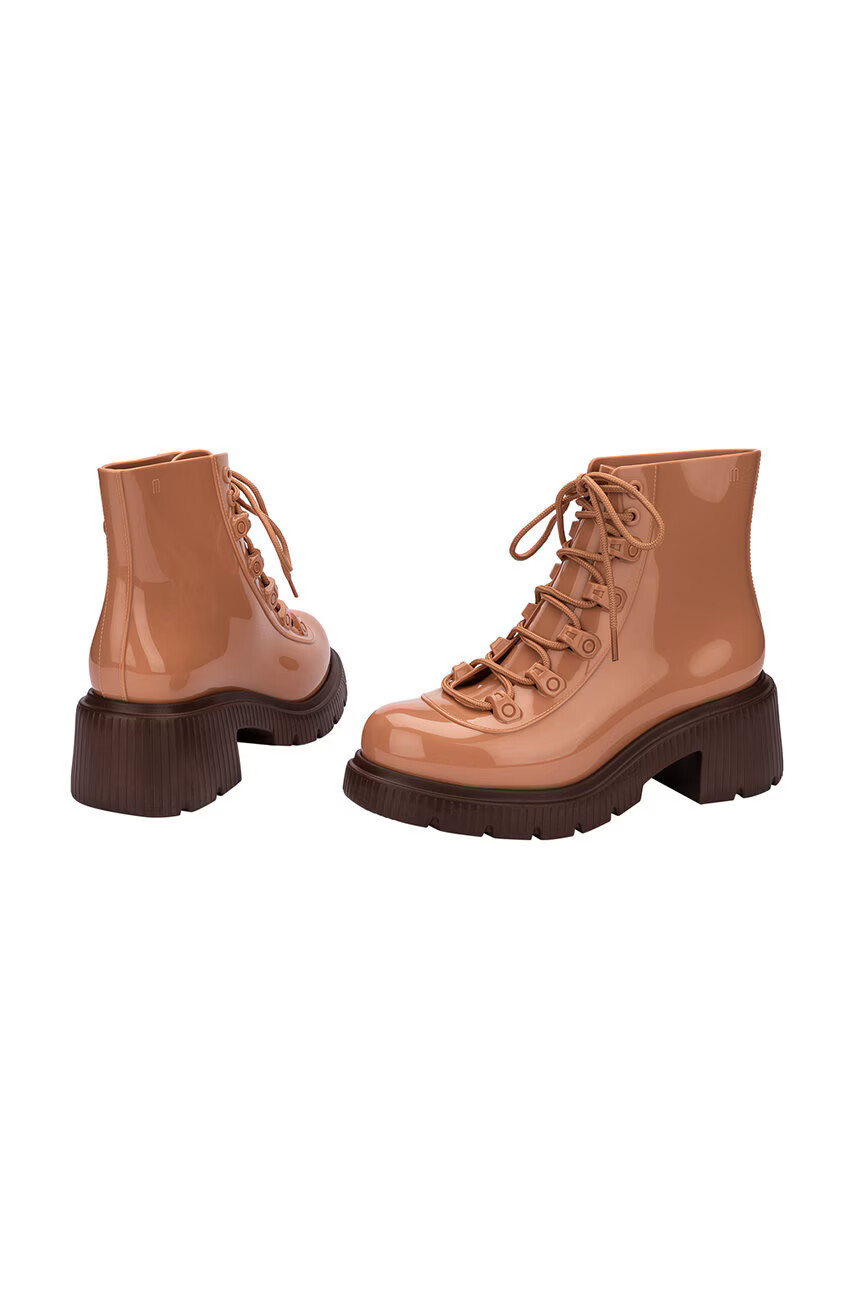 Melissa Боти челси Cosmo Boot Ad в кафяво с висок ток - Pepit.bg