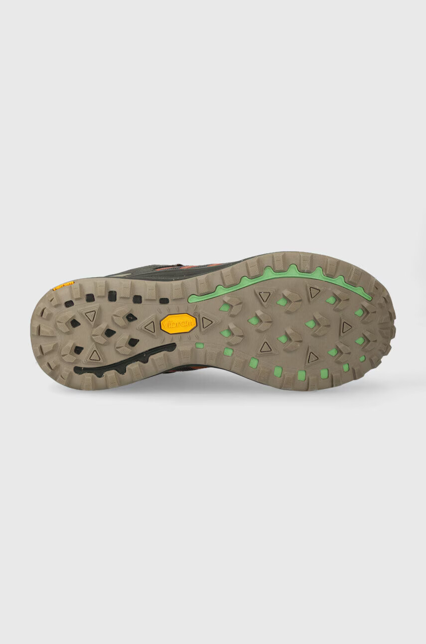 Merrell Обувки за бягане в оранжево - Pepit.bg