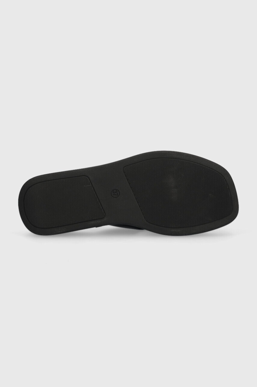 Mexx Чехли Lexi в черно с платформа MXBN008201W - Pepit.bg