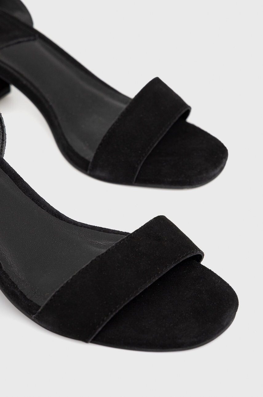 Mexx Сандали от велур Sandal Gianella в черно - Pepit.bg