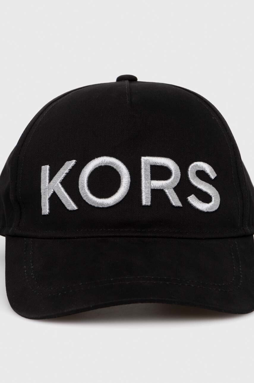 Michael Kors Детска шапка в черно с апликация - Pepit.bg