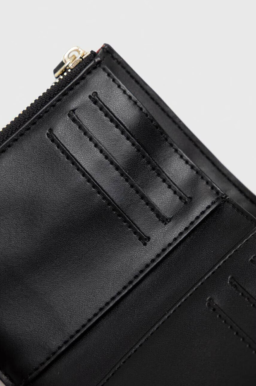 Michael Kors Кожен портфейл мъжки в черно - Pepit.bg